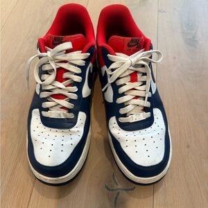Low Men's Sneakers - White / Navy / Red